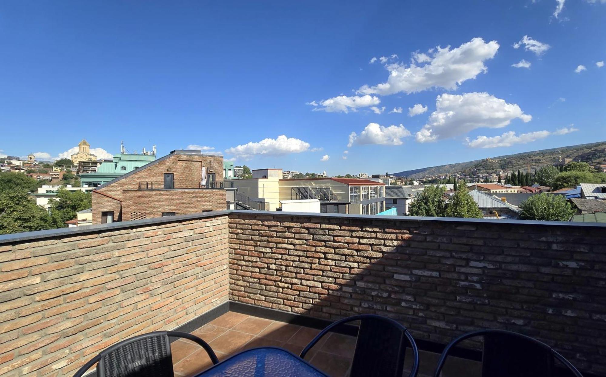 Griffin Hotel Tbilisi Exterior foto